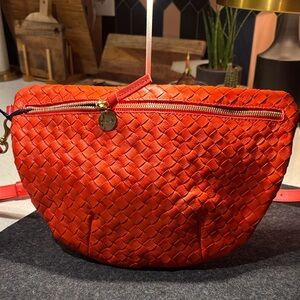 Clare V. Grande fanny medium $385 bright poppy NWT NVR WORN